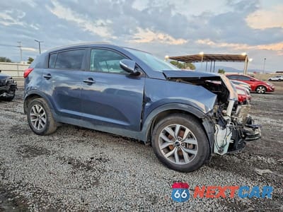 Czwarte zdjęcie samochodu z boku: 2015 KIA SPORTAGE LX VIN:KNDPB3AC2F7731841 - miniatura