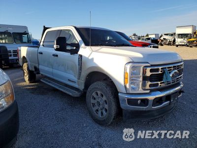 Czwarte zdjęcie samochodu z boku: 2023 FORD F250 SUPER DUTY VIN:1FT7W2BTXPED87931 - miniatura