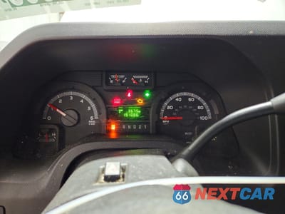 Zdjęcie 9 z 13 samochodu: 2014 FORD E150 VIN:1FTNE1EW4EDA92143 - miniatura