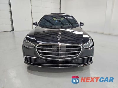 Piąte zdjęcie samochodu w środku: 2025 MERCEDES-BENZ S 500 4MATIC VIN:W1K6G6DB0SA332480 - miniatura
