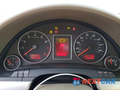 Zdjęcie 9 z 12 samochodu: 2008 AUDI A4 2.0T AVANT QUATTRO VIN:WAUKF78EX8A167565 - miniatura