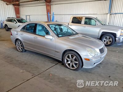 Czwarte zdjęcie samochodu z boku: 2003 MERCEDES-BENZ C 320 4MATIC VIN:WDBRF84JX3F393612 - miniatura