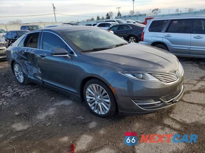 Czwarte zdjęcie samochodu z boku: 2016 LINCOLN MKZ VIN:3LN6L2J90GR617351 - miniatura