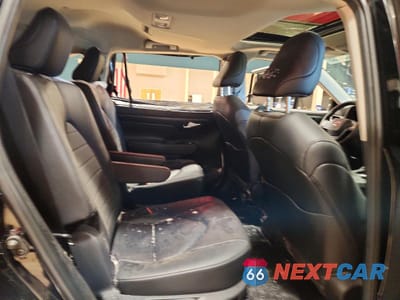 Zdjęcie 11 z 13 samochodu: 2024 TOYOTA HIGHLANDER LE VIN:5TDKDRBH0RS571731 - miniatura