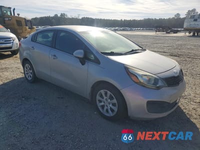 Czwarte zdjęcie samochodu z boku: 2014 KIA RIO LX VIN:KNADM4A34E6371296 - miniatura