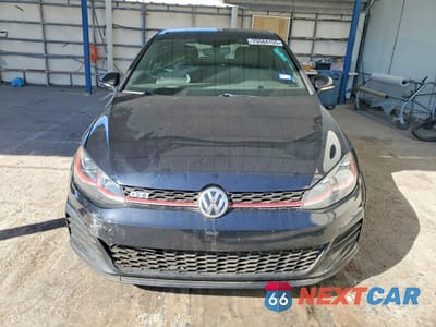 Piąte zdjęcie samochodu w środku: 2018 VOLKSWAGEN GTI S/SE VIN:3VW447AU4JM281411 - miniatura