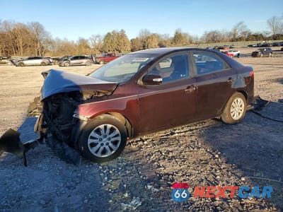 2010 KIA FORTE EX KNAFU4A24A5100500 - główne zdjęcie licytacji z USA - miniatura
