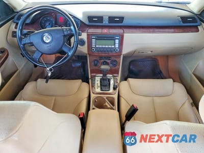Zdjęcie 8 z 12 samochodu: 2007 VOLKSWAGEN PASSAT 2.0T VIN:WVWAK73C87P126864 - miniatura