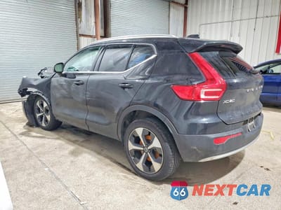 Drugie zdjęcie samochodu z przodu: 2025 VOLVO XC40 CORE VIN:YV4L12UJ2S2607465 - miniatura