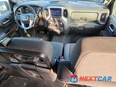 Zdjęcie 8 z 12 samochodu: 2021 GMC SIERRA K1500 ELEVATION VIN:1GTP9CEK3MZ384941 - miniatura