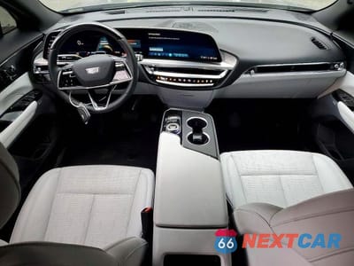 Zdjęcie 8 z 12 samochodu: 2024 CADILLAC LYRIQ LUXURY VIN:1GYKPRRL5RZ123687 - miniatura