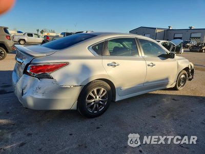 Trzecie zdjęcie samochodu z tyłu: 2015 NISS ALTIMA 2.5 VIN:1N4AL3AP2FC584987 - miniatura