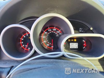 Zdjęcie 9 z 12 samochodu: 2010 PONTIAC VIBE VIN:5Y2SM6E00AZ415762 - miniatura