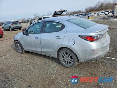 Drugie zdjęcie samochodu z przodu: 2019 TOYOTA YARIS VIN:3MYDLBYV0KY522884 - miniatura