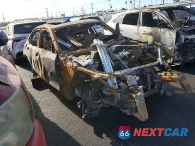Czwarte zdjęcie samochodu z boku: 2021 BMW 330E VIN:3MW5P7J09M8B55325 - miniatura