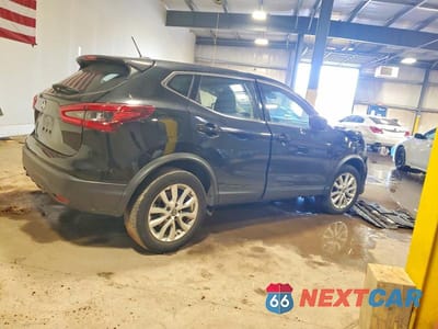 Trzecie zdjęcie samochodu z tyłu: 2021 NISSAN ROGUE SPORT S VIN:JN1BJ1AV1MW562677 - miniatura
