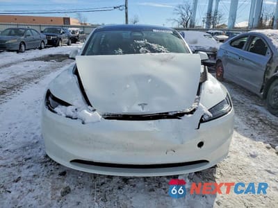 Piąte zdjęcie samochodu w środku: 2025 TESLA MODEL 3 VIN:5YJ3E1EB5SF965116 - miniatura