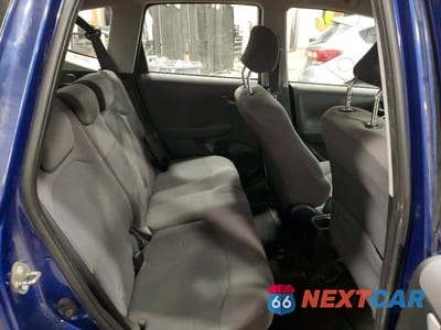 Zdjęcie 10 z 12 samochodu: 2009 HONDA FIT VIN:JHMGE872X9S061958 - miniatura