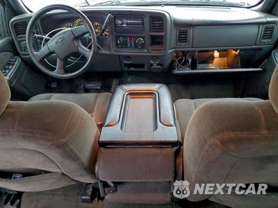 Zdjęcie 8 z 15 samochodu: 2003 CHEVROLET SILVERADO K2500 HEAVY DUTY VIN:1GCHK23U93F235960 - miniatura