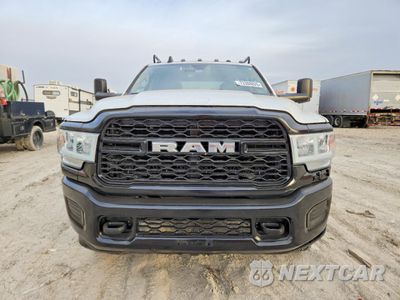 Piąte zdjęcie samochodu w środku: 2019 RAM 3500 UTILITY / SERVICE TRUCK VIN:3C7WRSCJ7KG561085 - miniatura