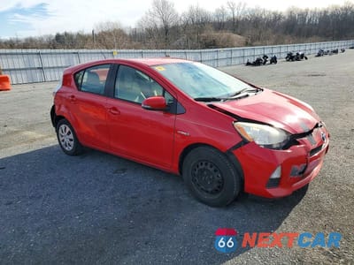 Czwarte zdjęcie samochodu z boku: 2012 TOYOTA PRIUS C VIN:JTDKDTB36C1523298 - miniatura