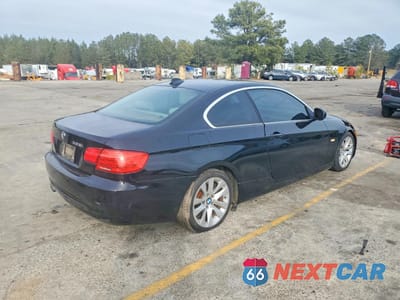 Trzecie zdjęcie samochodu z tyłu: 2012 BMW 328 I VIN:WBAKE3C56CE770842 - miniatura