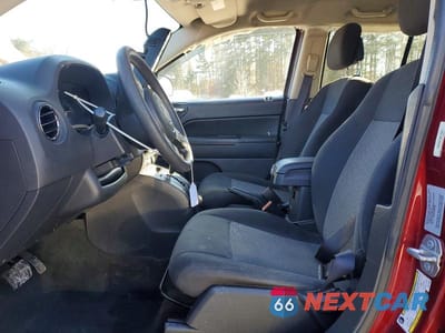 Zdjęcie 7 z 12 samochodu: 2016 JEEP COMPASS SPORT VIN:1C4NJDBB3GD779535 - miniatura