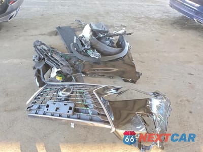 Zdjęcie 12 z 13 samochodu: 2019 LEXUS NX 300 BASE VIN:JTJBARBZ7K2194990 - miniatura