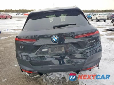 Zdjęcie 6 z 13 samochodu: 2024 BMW IX XDRIVE50 VIN:WB523CF02RCP02773 - miniatura