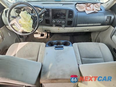 Zdjęcie 8 z 13 samochodu: 2007 CHEV SILVERADO VIN:1GCEC19C47Z569696 - miniatura