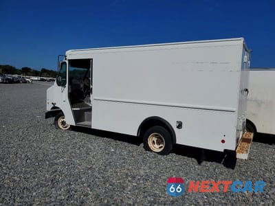 Drugie zdjęcie samochodu z przodu: 2016 FORD ECONOLINE E350 SUPER DUTY STRIPPED CHASSIS VIN:1FC3E3KS7GDC55357 - miniatura