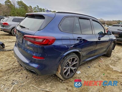 Trzecie zdjęcie samochodu z tyłu: 2021 BMW X5 M50I VIN:5UXJU4C01M9E62064 - miniatura