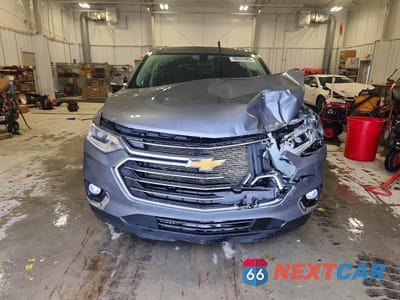 Piąte zdjęcie samochodu w środku: 2021 CHEVROLET TRAVERSE LT VIN:1GNEVGKW5MJ206407 - miniatura