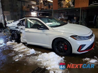 Czwarte zdjęcie samochodu z boku: 2025 VOLKSWAGEN JETTA GLI AUTOBAHN VIN:3VW2T7BU0SM086741 - miniatura