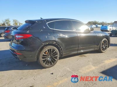 Trzecie zdjęcie samochodu z tyłu: 2020 MASERATI LEVANTE S VIN:ZN661YUA5LX344944 - miniatura