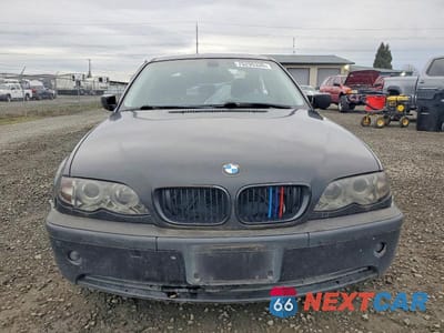 Piąte zdjęcie samochodu w środku: 2004 BMW 325 I VIN:WBAET37424NJ45103 - miniatura