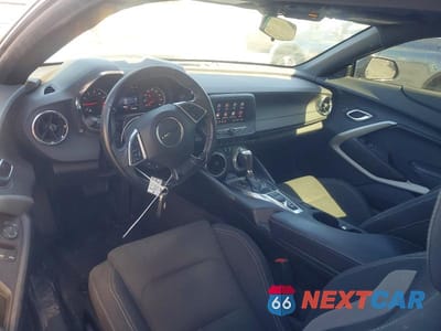 Zdjęcie 8 z 11 samochodu: 2022 CHEVROLET CAMARO LS VIN:1G1FB1RX7N0112143 - miniatura