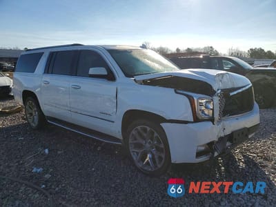 Czwarte zdjęcie samochodu z boku: 2016 GMC YUKON XL DENALI VIN:1GKS2HKJ1GR375638 - miniatura