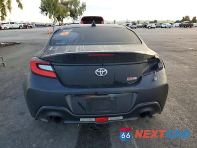 Zdjęcie 6 z 11 samochodu: 2023 TOYOTA GR 86 VIN:JF1ZNBB10P9751296 - miniatura