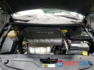 Zdjęcie 11 z 13 samochodu: 2015 CHRYSLER 200 LIMITED VIN:1C3CCCAB7FN576786 - miniatura