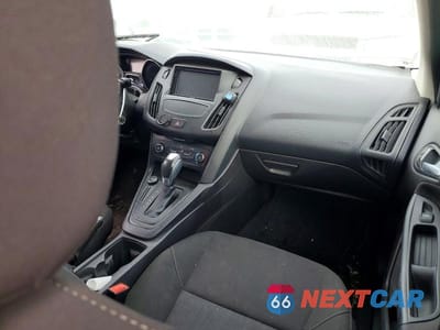 Zdjęcie 8 z 11 samochodu: 2015 FORD FOCUS SE VIN:1FADP3K28FL244893 - miniatura