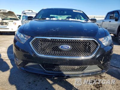 Piąte zdjęcie samochodu w środku: 2016 FORD TAURUS SHO VIN:1FAHP2KTXGG100339 - miniatura