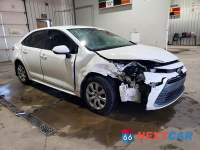 Czwarte zdjęcie samochodu z boku: 2024 TOYOTA COROLLA LE VIN:5YFB4MDE1RP212760 - miniatura