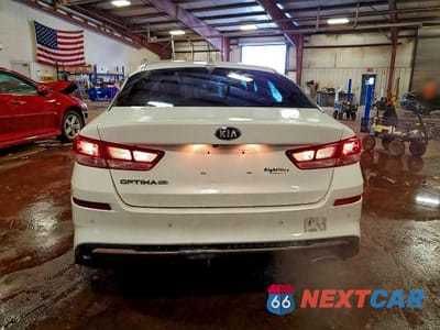 Zdjęcie 6 z 12 samochodu: 2019 KIA OPTIMA LX VIN:5XXGT4L3XKG341118 - miniatura