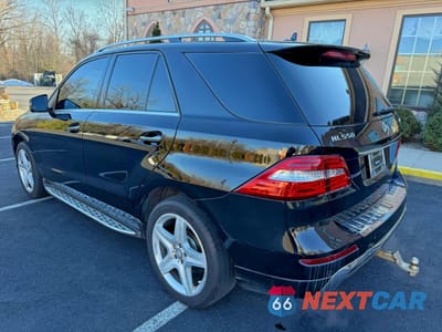 Drugie zdjęcie samochodu z przodu: 2014 MERCEDES-BENZ ML 550 4MATIC VIN:4JGDA7DB5EA341748 - miniatura