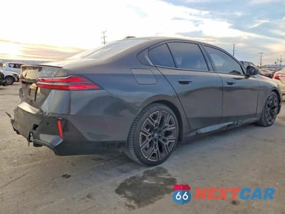 Trzecie zdjęcie samochodu z tyłu: 2024 BMW 530I VIN:WBA43FJ02RCS66932 - miniatura