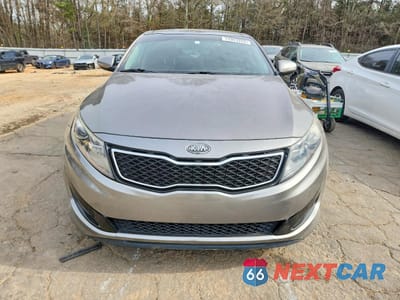 Piąte zdjęcie samochodu w środku: 2012 KIA OPTIMA SX VIN:5XXGR4A67CG071066 - miniatura