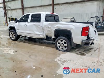 Drugie zdjęcie samochodu z przodu: 2018 GMC SIERRA K2500 SLT VIN:1GT12TEY5JF284240 - miniatura