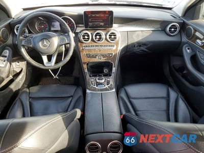 Zdjęcie 8 z 12 samochodu: 2017 MERCEDES-BENZ C 300 4MATIC VIN:55SWF4KBXHU206839 - miniatura