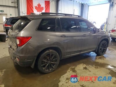 Trzecie zdjęcie samochodu z tyłu: 2019 HONDA PASSPORT TOURING VIN:5FNYF8H93KB500614 - miniatura